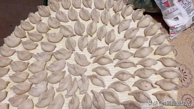 元宵節全國的習俗都一樣嗎？有沒(méi)有不吃元宵的地方？